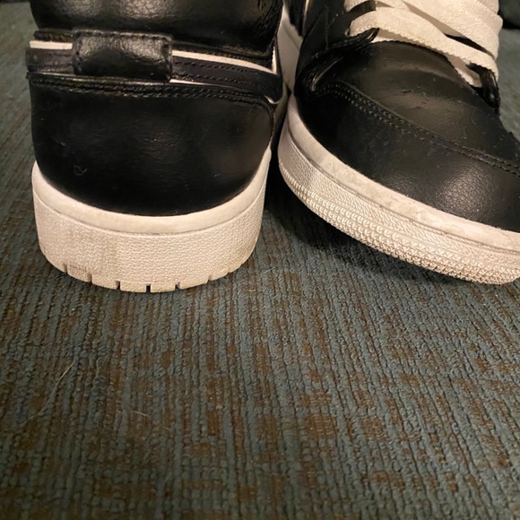 Men’s Nike Air Jordan’s Retro Ones - Picture 2 of 12